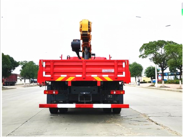 東風(fēng)錦程單橋國六隨車吊 東風(fēng)錦程單橋國六隨車吊