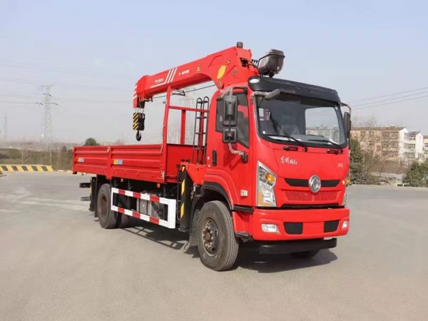 東風(fēng)暢行D1單橋國六隨車吊 東風(fēng)暢行D1單橋國六隨車吊