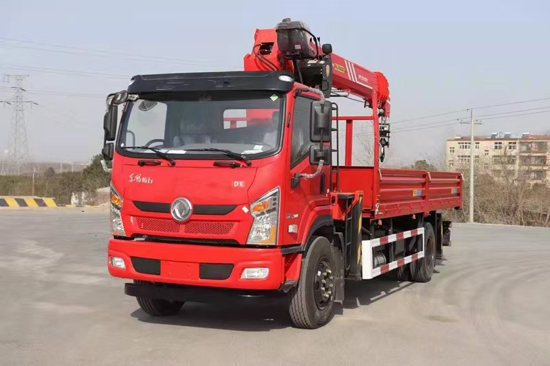 東風(fēng)暢行D1單橋國六隨車吊 東風(fēng)暢行D1單橋國六隨車吊