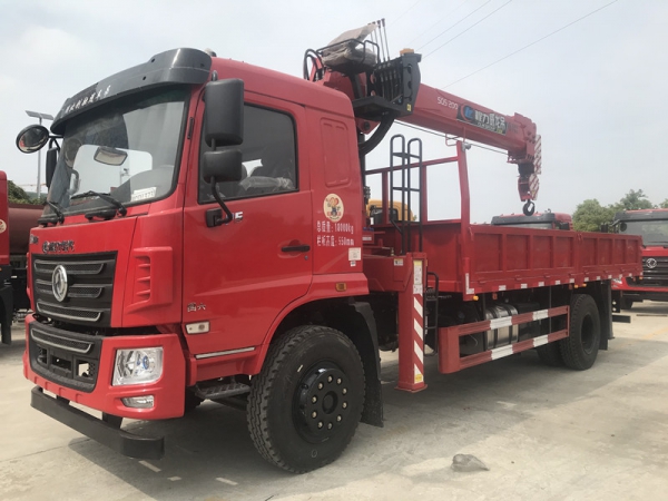 國六東風(fēng)華神F5單橋隨車吊廠家直銷 國六東風(fēng)華神F5單橋隨車吊廠家直銷