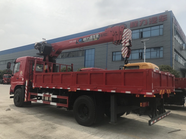 國六東風(fēng)華神F5單橋隨車吊廠家直銷 國六東風(fēng)華神F5單橋隨車吊廠家直銷