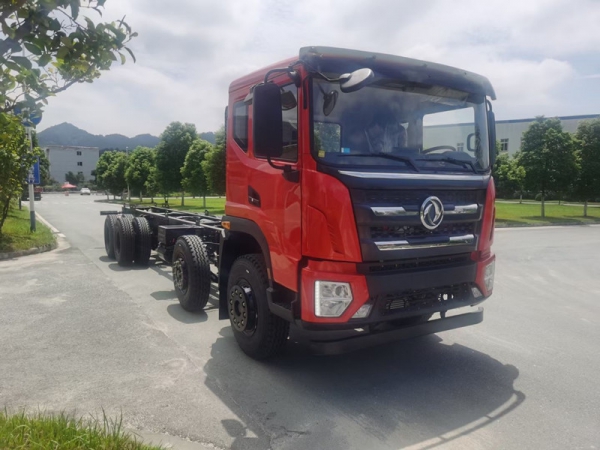 東風T17前四后八國六隨車吊 東風T17前四后八國六隨車吊