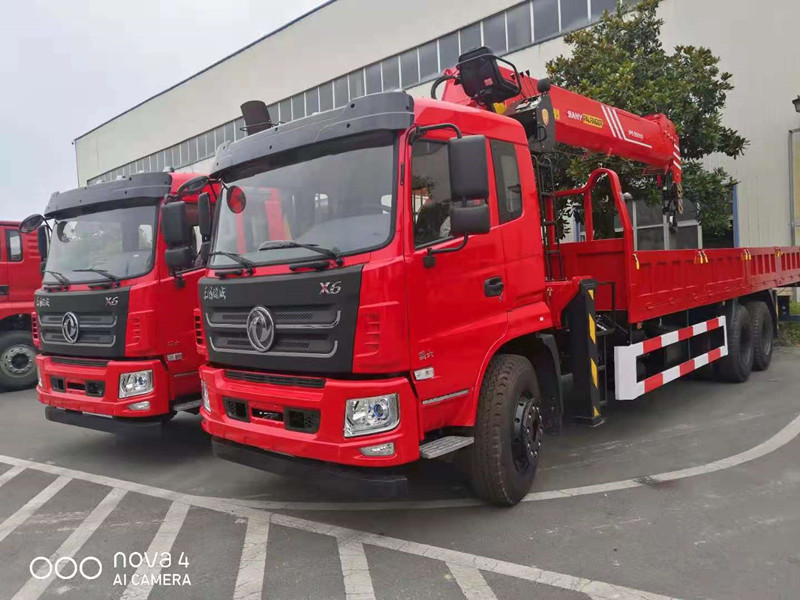 國六東風途威X6后雙橋新款隨車吊 國六東風途威X6后雙橋新款隨車吊