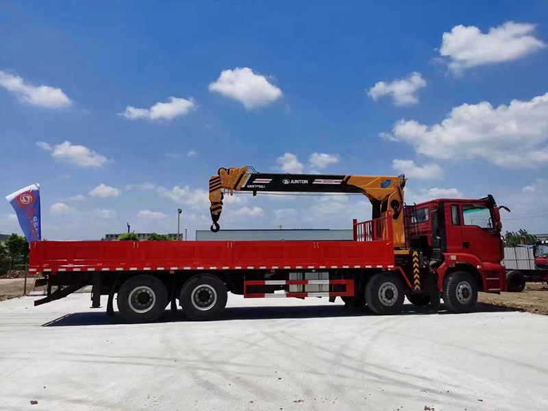 國六陜汽軒德前四后八隨車吊 國六陜汽軒德前四后八隨車吊