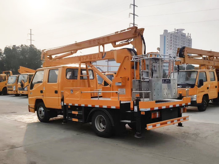 國六江鈴雙排12米高空作業(yè)車 國六江鈴雙排12米高空作業(yè)車