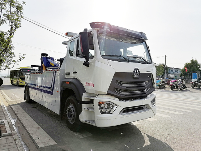 國六單橋重汽豪瀚拖吊聯(lián)體清障車 國六單橋重汽豪瀚拖吊聯(lián)體清障車