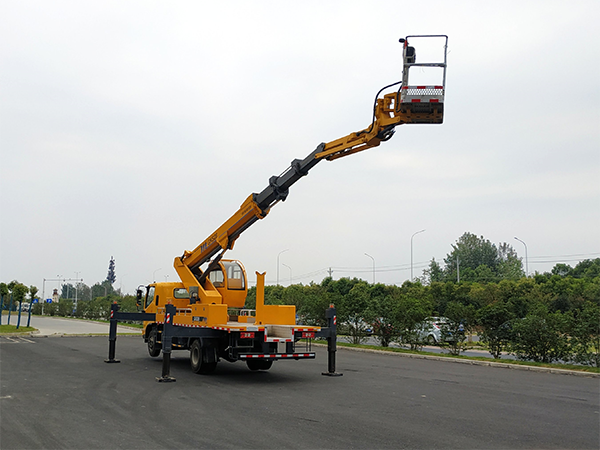 江鈴藍牌23米高空作業(yè)車 江鈴藍牌23米高空作業(yè)車