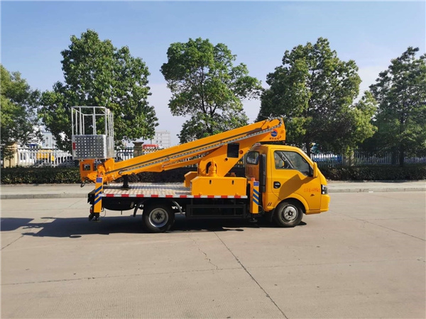 國(guó)六東風(fēng)涂逸20米高空作業(yè)車 國(guó)六東風(fēng)涂逸20米高空作業(yè)車