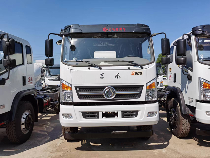 國六東風(fēng)S600單橋5.5攪拌車 國六東風(fēng)S600單橋5.5攪拌車