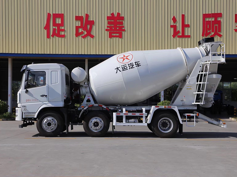 大運(yùn)國(guó)六F6小三軸攪拌車(chē) 大運(yùn)國(guó)六F6小三軸攪拌車(chē)