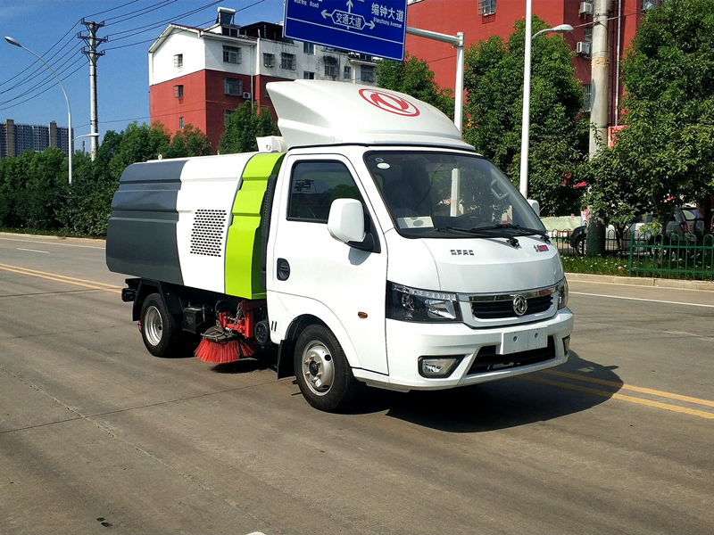 東風(fēng)途逸掃路車國VI藍(lán)牌柴油機(jī) 東風(fēng)途逸掃路車國VI藍(lán)牌柴油機(jī)