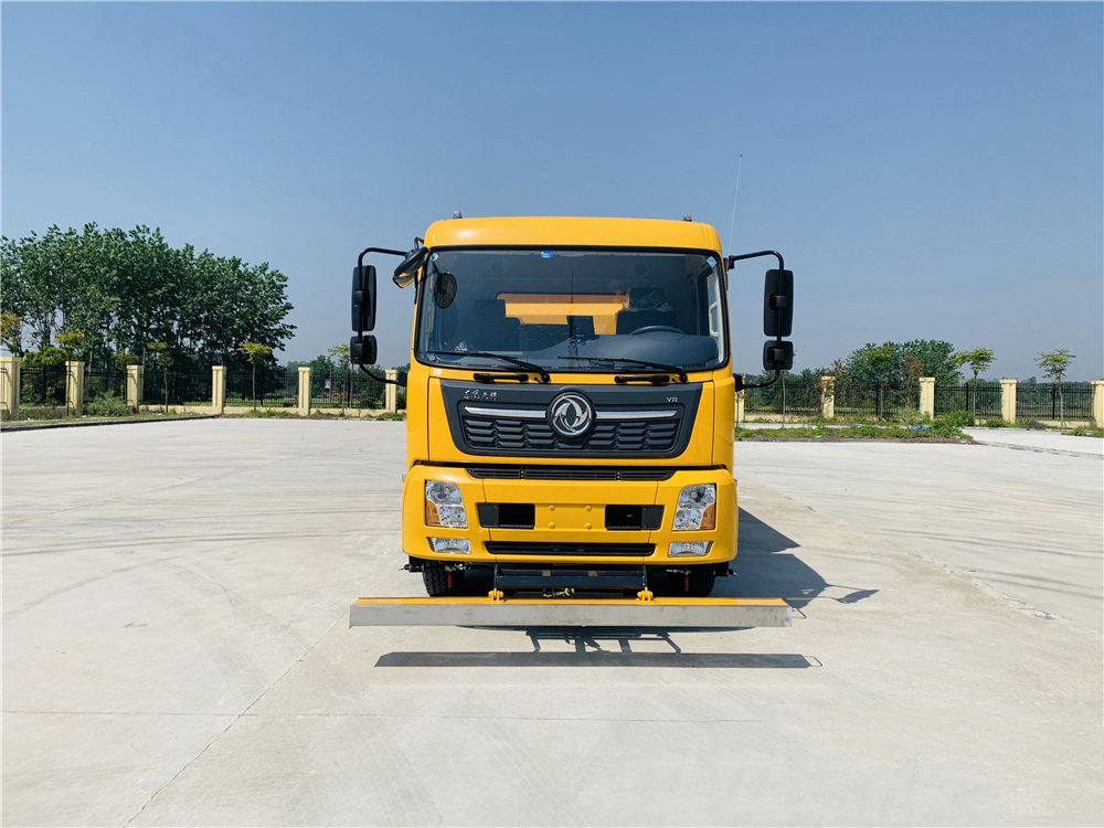 國(guó)六智能型9方水 7方塵東風(fēng)天錦 洗掃車 國(guó)六智能型9方水 7方塵東風(fēng)天錦 洗掃車