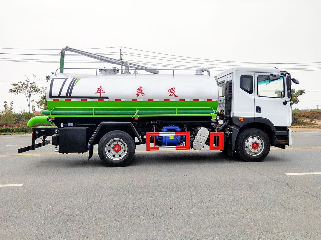 東風D9吸糞車12方 東風D9吸糞車12方