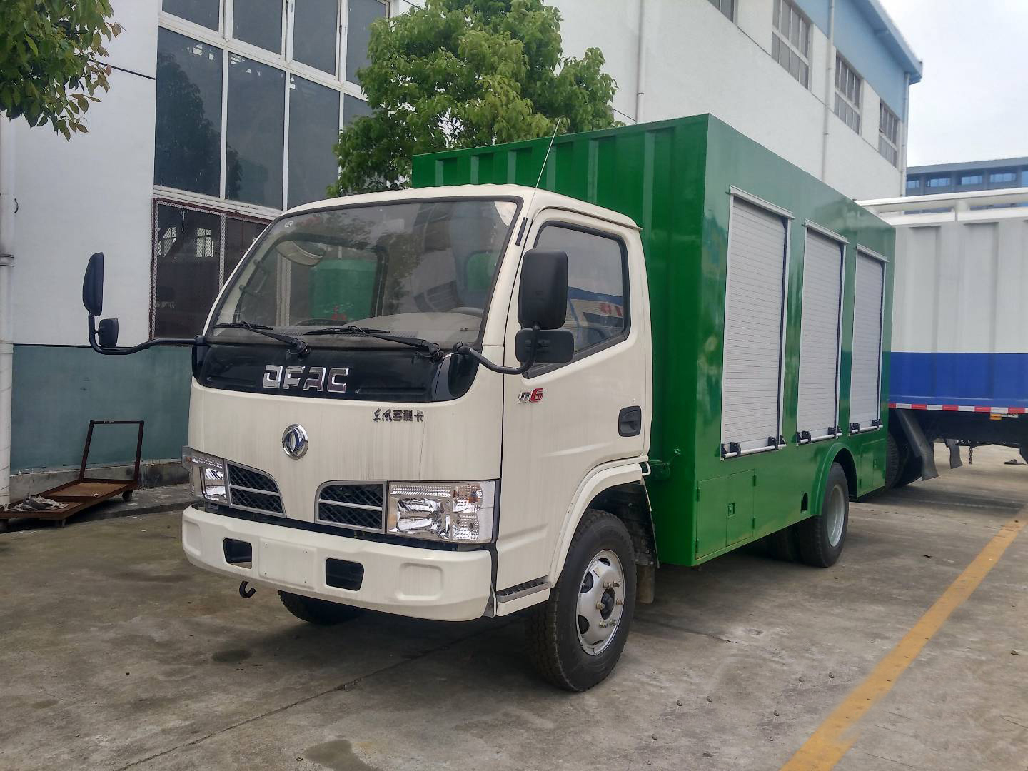 東風(fēng)D6 污水處理車藍(lán)牌 東風(fēng)D6 污水處理車藍(lán)牌