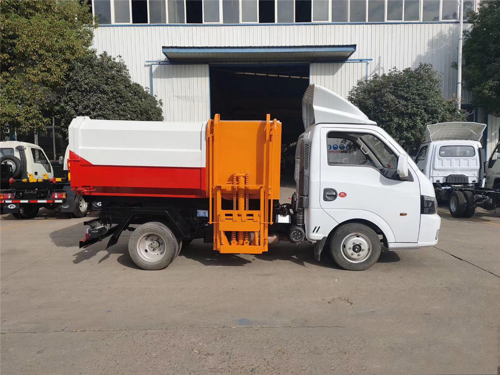 國六3-4方 藍牌東風(fēng)途逸掛桶垃圾車 國六3-4方 藍牌東風(fēng)途逸掛桶垃圾車