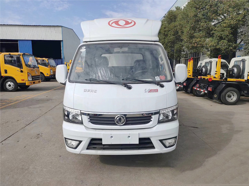國六3-4方 藍牌東風(fēng)途逸掛桶垃圾車 國六3-4方 藍牌東風(fēng)途逸掛桶垃圾車