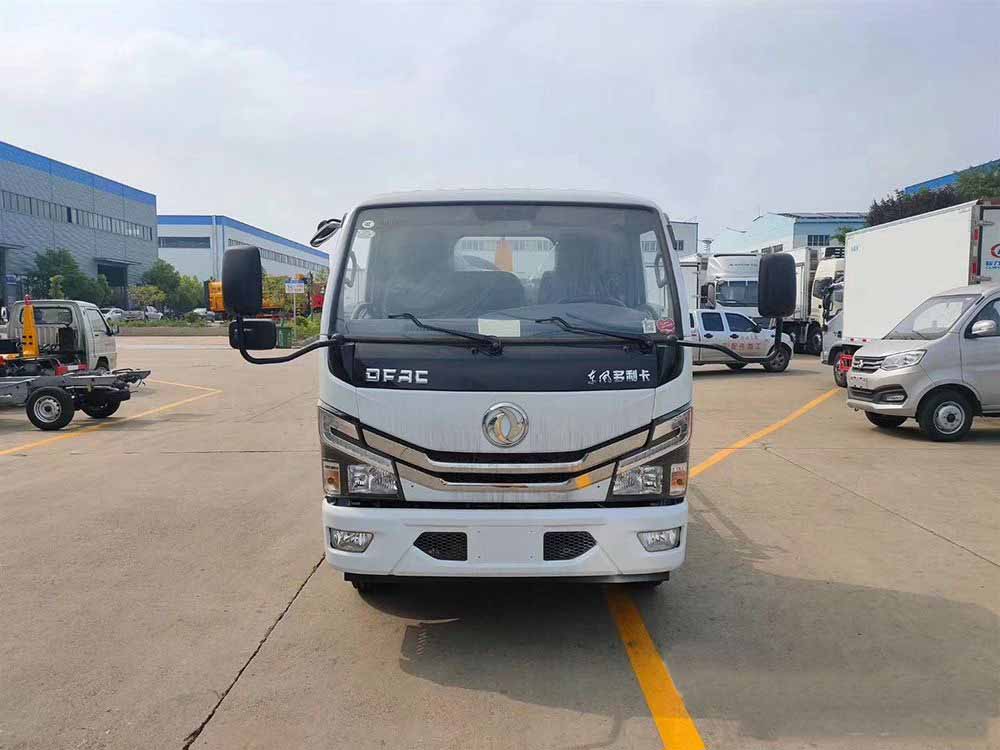 國六5方東風(fēng)D6 勾臂垃圾車 國六5方東風(fēng)D6 勾臂垃圾車