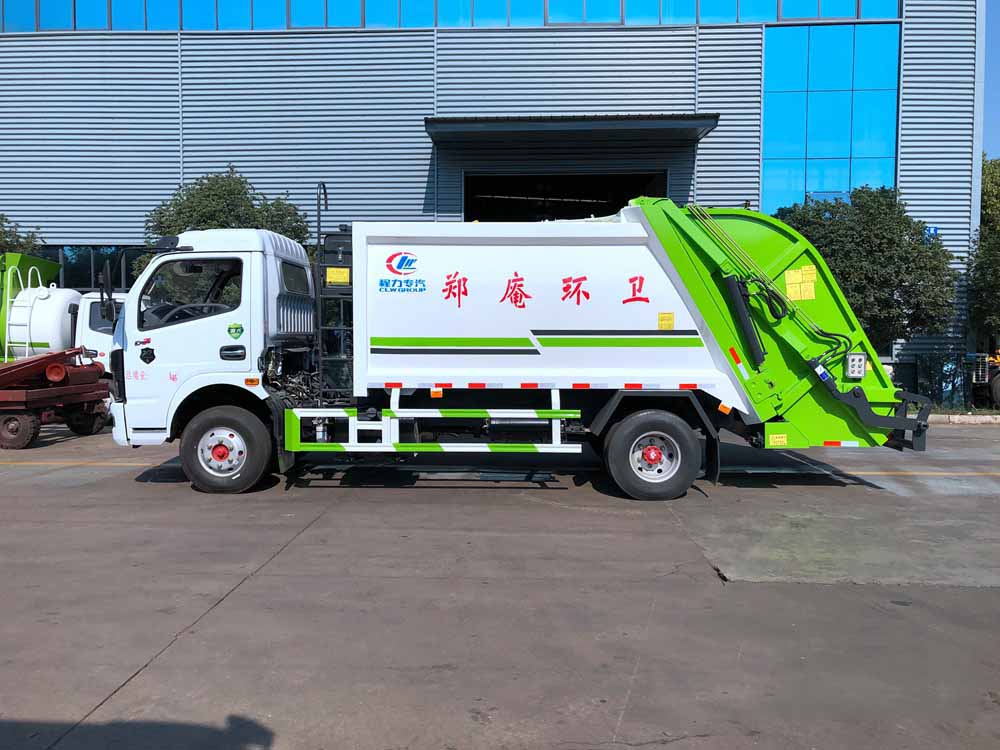國(guó)六8立方東風(fēng)D7 壓縮垃圾車 國(guó)六8立方東風(fēng)D7 壓縮垃圾車