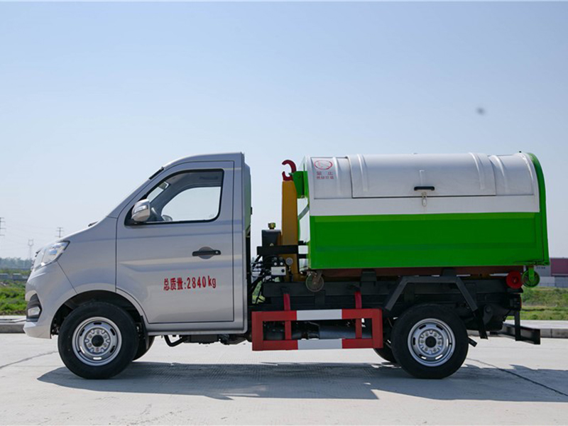 長(zhǎng)安2700勾臂垃圾車 長(zhǎng)安2700勾臂垃圾車