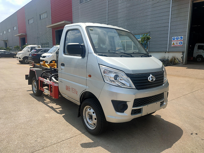 長(zhǎng)安2750勾臂垃圾車 長(zhǎng)安2750勾臂垃圾車