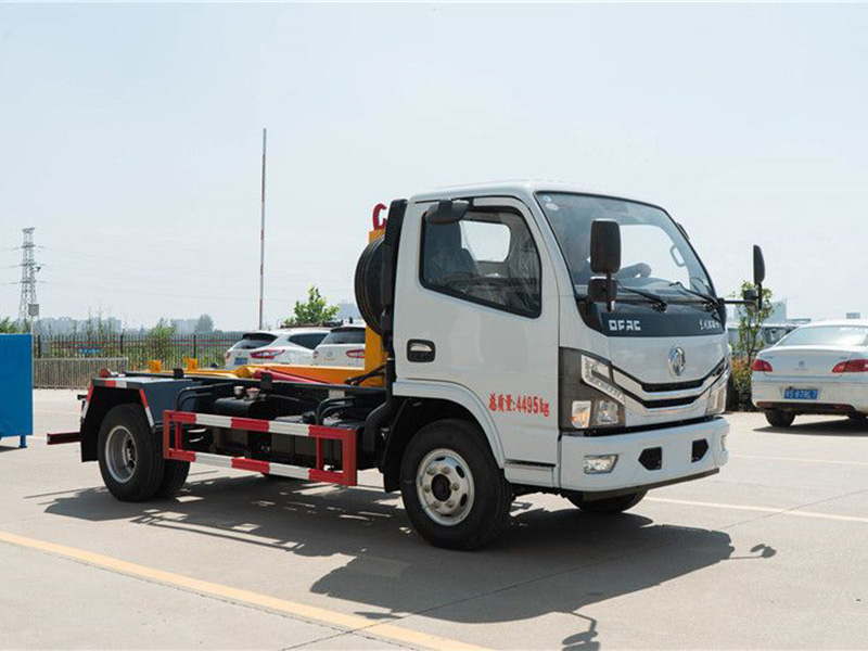 藍牌東風多利卡5方勾臂垃圾車 藍牌東風多利卡5方勾臂垃圾車