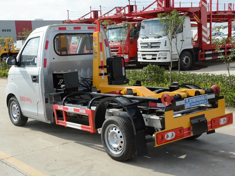 開瑞3050勾臂垃圾車 開瑞3050勾臂垃圾車
