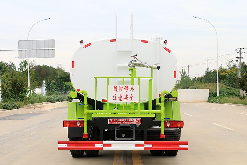 國六東風(fēng)天錦 14噸 灑水車 國六東風(fēng)天錦 14噸 灑水車