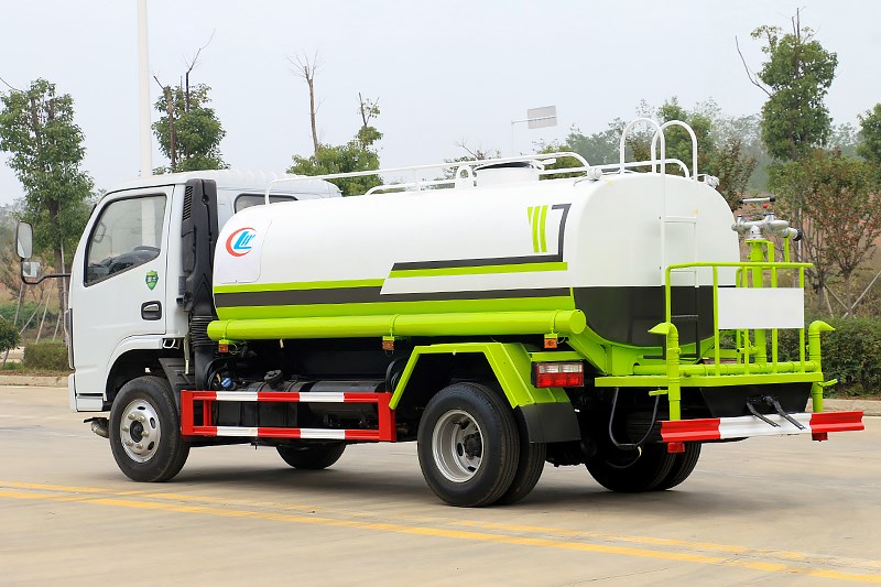 國六東風(fēng)小福瑞卡 5噸 灑水車 國六東風(fēng)小福瑞卡 5噸 灑水車