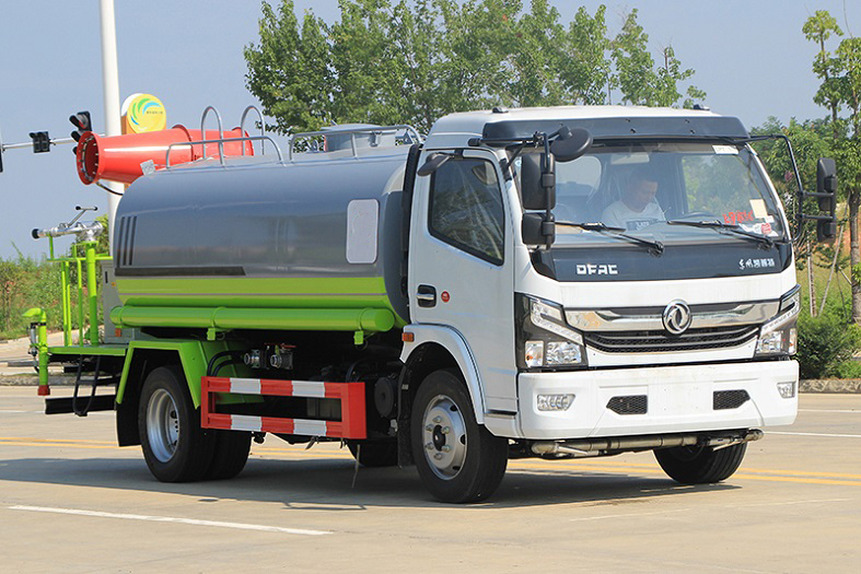 東風(fēng)大多利卡9噸噴霧車 東風(fēng)大多利卡9噸噴霧車