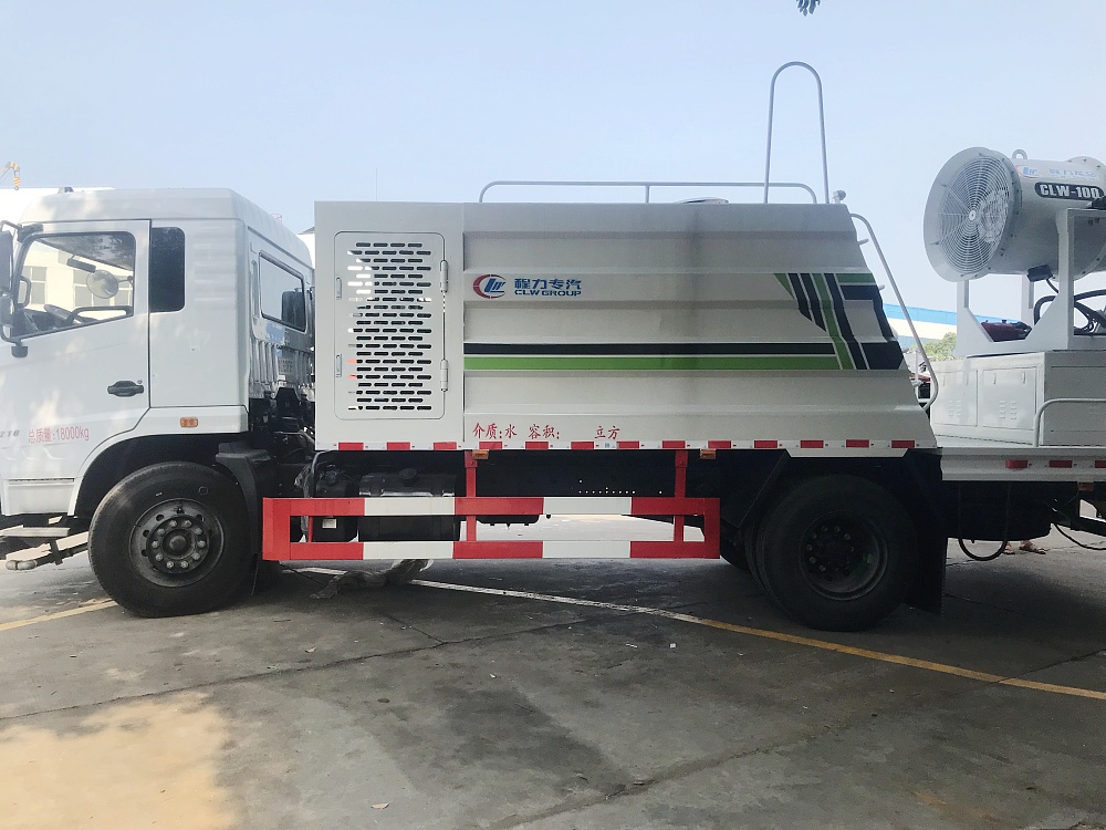 東風(fēng)專底噴霧霧炮車國六10立方/50-100米霧炮 東風(fēng)專底噴霧霧炮車國六10立方/50-100米霧炮