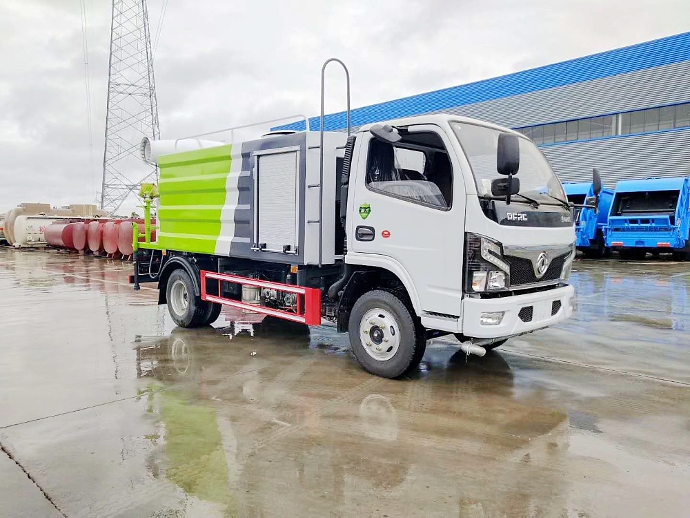 東風(fēng)小多利卡藍(lán)牌霧炮車國(guó)六4.5立方/30-40米霧炮 東風(fēng)小多利卡藍(lán)牌霧炮車國(guó)六4.5立方/30-40米霧炮